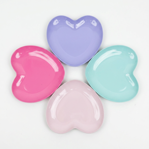 Plateau en tôle en forme de cœur personnalisé pour macarons, finition brillante, en métal, pour mariage, desserts, bijoux, rangement et présentation - Product Image 1