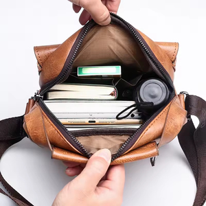Borsa a <span class=keywords><strong>Tracolla</strong></span> Personalizzata in <span class=keywords><strong>Pelle</strong></span> PU di Lusso Impermeabile per Viaggi d'Affari Borsa Messenger da <span class=keywords><strong>Uomo</strong></span> - Product Image 3