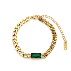 Geometric Gold Chain Bracelet With Green Zircon Inlay For Gift Wear - Product Image 5