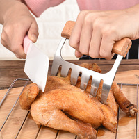 Accessoires de barbecue : Découpe-viande en acier inoxydable avec poignées en bois ou en plastique pour porc et poulet déchiquetés