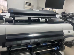 Impresora de inyección de tinta usada IPF840 B0 de 44'' (1118 mm) para corte y impresión - Product Image 3