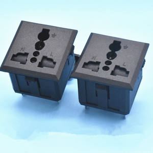 Adaptador de Corriente CA Cuadrado de 3 Pines, Potencia Máxima 16A 250V, Conector de Voltaje y Corriente, Accesorios para Cargador - Product Image 2