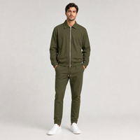 Survêtement technique de luxe pour hommes avec tissu technique respirant, survêtement technique haut de gamme pour les occasions décontractées et sportives