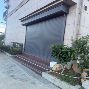 <span class=keywords><strong>Porte</strong></span> <span class=keywords><strong>de</strong></span> <span class=keywords><strong>garage</strong></span> en aluminium, volet roulant <span class=keywords><strong>électrique</strong></span>, <span class=keywords><strong>porte</strong></span> automatique isolée en aluminium pour villa, entrepôt - Product Image 1