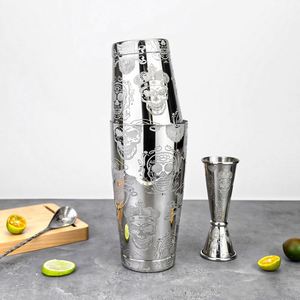 Coctelera Boston de Acero Inoxidable con Fondo Pesado y Diseño de Calavera Grabada, 850+550ml, para Mixología y Martini - Product Image 1