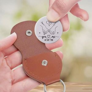 Llavero Personalizado para Parejas |   Símbolo de amor grabado, regalo de aniversario - Product Image 2