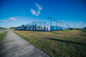 Tùy chỉnh xách tay PVC biểu ngữ in kỹ thuật số UV bảo vệ phản xạ cho quảng cáo khuyến mãi sự kiện dịch vụ xuất sắc - Product Image 5