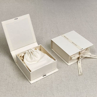 Boîtes rigides Ching TA dans des emballages de luxe avec fermeture magnétique et impression couleur Pantone pour boîte à bijoux haut de gamme