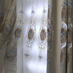 Cortinas Opacas <span class=keywords><strong>Beige</strong></span> con Bordado Jacquard de Lujo Estilo Europeo Personalizadas al por Mayor para la Sala de Estar - Product Image 3