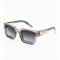 Lunettes de soleil carrées polarisées de vision nocturne confortables et légères UV400 à monture intégrale pour adultes unisexes, monture en plastique, directement de l'usine