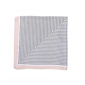 Design personalizzato stampa sublimazione donna sciarpa <span class=keywords><strong>per</strong></span> <span class=keywords><strong>capelli</strong></span> raso collo quadrato bandana - Product Image 2