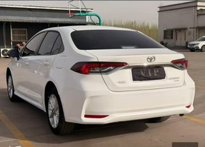 <span class=keywords><strong>Toyota</strong></span> <span class=keywords><strong>Corolla</strong></span> 2021 1.2T S-CVT GL-i 1.2T 116 chevaux L4 Voiture compacte essence intérieur foncé Voiture d'occasion - Product Image 6