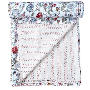 Couverture longue réversible en coton 220g, faite main, imprimée au bloc, écologique, vintage, Kantha, motif floral, Rajasthan - Product Image 1