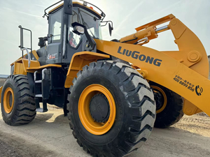 Tracteur Liugong CLG862H d'occasion, hauteur de levage 4,7 m, bon état, 856H, capacité de la benne 3,5 m3, moteur puissant 180 kW - Product Image 4