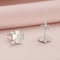 Anting-anting bunga lucu dengan batu zirkon berlapis emas dan perak, hadiah perhiasan unisex
