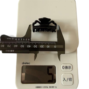 Wise <span class=keywords><strong>Bridge</strong></span> 3960 4CM Pince à cheveux en plastique <span class=keywords><strong>PS</strong></span> noir, petite, antidérapante, 5 dents, noir brillant, rétro, 2 boucles, accessoire capillaire pour enfants à usage quotidien - Product Image 3