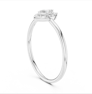 Bague en diamant marquise en or blanc de qualité supérieure avec détail de halo étincelant idéal pour les fiançailles et les cadeaux spéciaux de l'Inde - Product Image 4