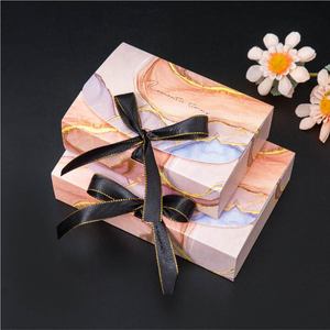 Cajas de regalo rígidas rectangulares de papel artístico con impresión a cuatro colores de alta gama con cinta para regalos y manualidades - Product Image 4