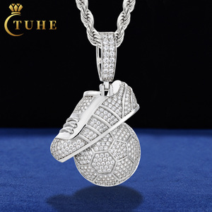 Colgante de Plata de Ley 925 con Moissanita VVS Iced Out, Diseño de Zapatilla de Fútbol, Joyería Deportiva Hip Hop, Amuleto para Regalo de Hombre, Venta al por Mayor - Product Image 1