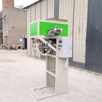 Machine d'emballage et de pesage pour petites entreprises, pour l'emballage de légumes (oignons, pommes de terre), de silage, de charbon de bois, de granulés d'aliments pour animaux et de granulés de bois, pour sacs de 25-50 kg