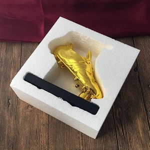 Trophées de football personnalisés de haute qualité en gros, trophées de match de football en résine de luxe, trophée de chaussure dorée - Product Image 5