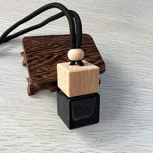 Xe hương liệu tinh dầu khuếch tán Chai xe làm mát không khí chai rỗng treo nước hoa chai hương thơm phụ kiện trang trí - Product Image 5