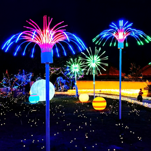 Grand motif lumineux de feux d'artifice de Noël pour les places commerciales, les parcs à thème et les installations de festivals en plein air - Product Image 1