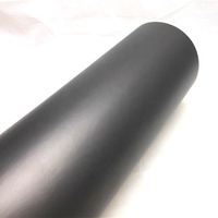 Enveloppe de voiture en vinyle gris clair gris chromé mate satiné d'enveloppe de vinyle de voiture intérieur