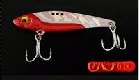 Topmouth Culter Basse Faux Appâts En Gros Cuivre Métal VIB Leurre Sang Fente Crochet D'eau Douce/Eau Salée Brochet pour Rivière/Ruisseau