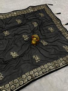 Indiase Traditionele Trendy Moderne Design Sequentie Werk Georgette <span class=keywords><strong>Saree</strong></span> Met Blouse Groothandel Fabriek Levering Van <span class=keywords><strong>Surat</strong></span> <span class=keywords><strong>India</strong></span> - Product Image 6