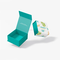 Scatola Personalizzabile per Cosmetici Verde con Chiusura Magnetica, Logo Personalizzato, Opzioni di Dimensioni Personalizzate
