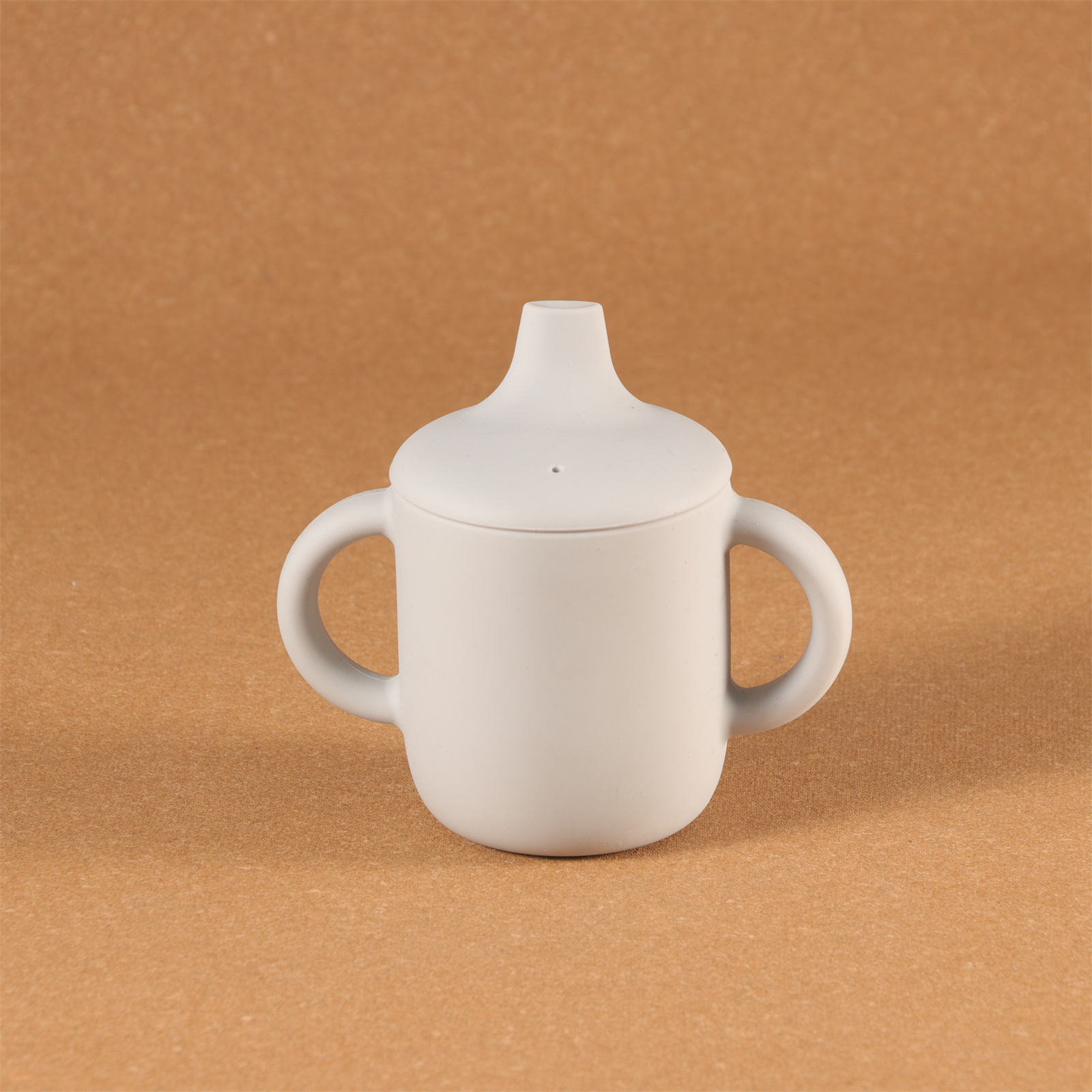 สีเทาอ่อน