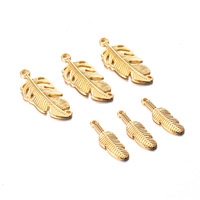 Pendentif en plume d'oiseau en gros, breloque en acier inoxydable, charme animal, titane, fabrication de bijoux DIY, plaqué PVD 18K, bijoux DIY