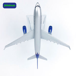 Самолет в 1/400 масштабе 16 см - Product Image 2