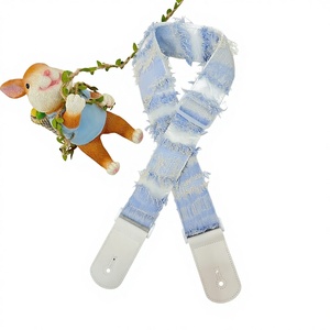 Correa de guitarra de felpa suave para folk/eléctrica/<span class=keywords><strong>bajo</strong></span> - Correa de hombro personalizada para otoño/invierno - Product Image 1