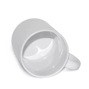 Taza de Cerámica con Asa en Forma de Corazón, Color Blanco Sólido, para Impresión Personalizada, Recubrimiento para Sublimación - Product Image 2