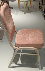 Silla de Bar Moderna con Estructura Metálica Rosa, Diseño Estable, Construcción Duradera y Ecológica para Uso Doméstico y Comercial - Product Image 6
