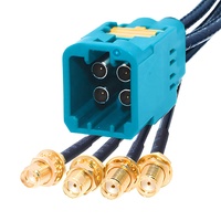 Câble coaxial RF haute fréquence FAKRA Z Quad mâle vers 4x SMA femelle traversant le panneau RG174 pour l'infodivertissement automobile