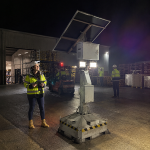 Torre de Luz Solar Portátil con Luces LED y Batería LiFePO4 para Iluminación Exterior - Product Image 4