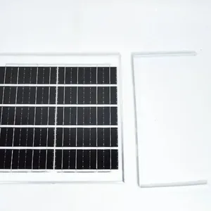 Lampe solaire LED 500W 6500K blanc froid avec télécommande - Product Image 1