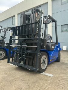 <span class=keywords><strong>Snsc</strong></span> 3T Diesel Heftruck 3000Kg Belasting 2400Mm Draaicirkel Uitstekende Manoeuvreerbaarheid - Product Image 3