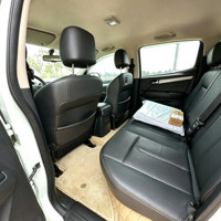 Truk Pikap Isuzu D-MAX Bekas 3.0T Diesel Off Road 4WD Super Mewah 2018