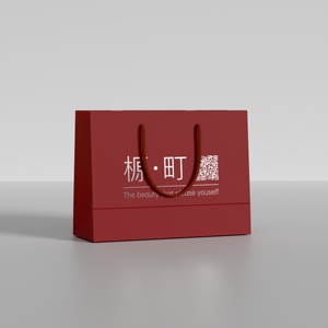 Özel Logo ile toptan Deluxe beyaz kuşe kağıt çanta dayanıklı kullanımlık perakende butik alışveriş hediye keseleri - Product Image 1