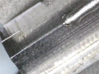 Dong Gu Max 200W YAG Machine à souder les bijoux au laser-Modes pulsés/continus 1064nm 90J Énergie pulsée 10-30 mm/s Opération facile IPG