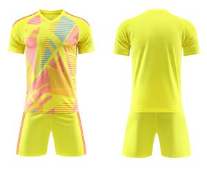 Hot Sale Custom Logo Heren Voetbal Truien & Shirts Rood Wit Ademend Snel Droog 100% Polyester Uniform Sets - Product Image 3