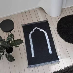 Alfombra de Oración Musulmana Portátil de Chenilla Bordada, 70x110cm, Diseño Floral, Base Antideslizante, para Viajes, Calidad Premium, Venta al Por Mayor - Product Image 3