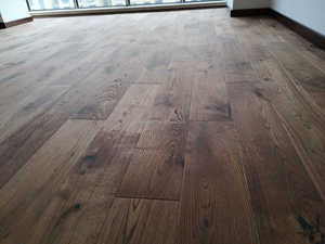 Assurance qualité Plancher en bois <span class=keywords><strong>massif</strong></span> Plancher d'intérieur en bois dur de chêne de couleur noyer pour le salon - Product Image 6