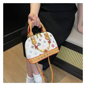 Bolso de Mano y Bandolera de Piel Sintética PU para Mujer, Diseño Versátil con Cadena y Estampado, Estilo Elegante para Fiestas, Moda 2025 - Product Image 1
