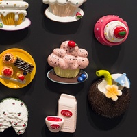Aimant de réfrigérateur en résine 3D réaliste, motif cornet de glace et gâteau, design moderne, jouet comestible