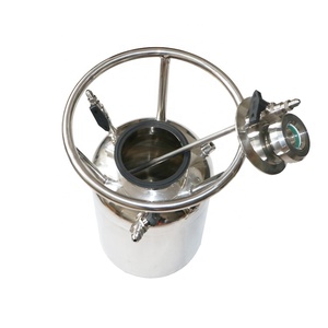 Tanque <span class=keywords><strong>de</strong></span> Solvente Encamisado <span class=keywords><strong>de</strong></span> Acero Inoxidable <span class=keywords><strong>de</strong></span> 30 lb, 50 lb, 100 lb con Serpentín <span class=keywords><strong>de</strong></span> Enfriamiento y Tubo <span class=keywords><strong>de</strong></span> Inmersión - Product Image 1
